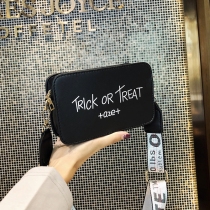 TÚI HỘP TRICK OR TREAT QUAI CHỮ OFF WHITE P1056